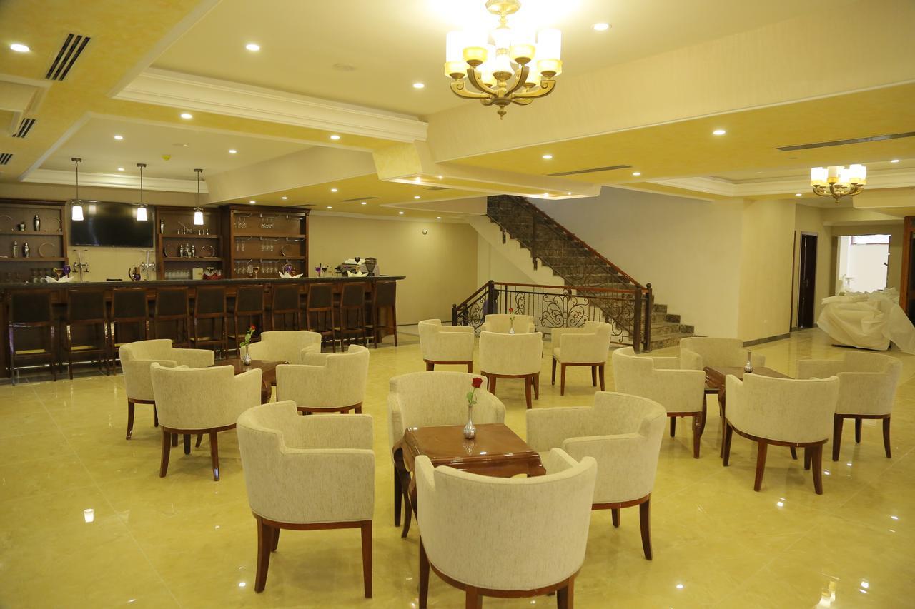 Hotel Sapphire Addis Exterior foto